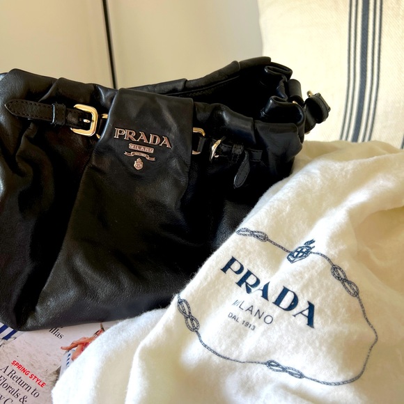 Authentic Prada shoulder handbag. Soft leather with silver hardware. - Picture 12 of 14